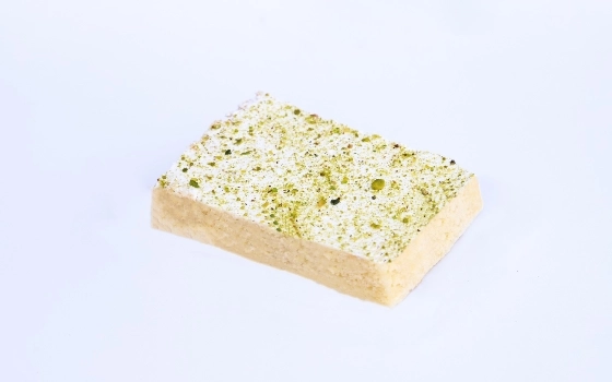 کیک سه شیر پسته