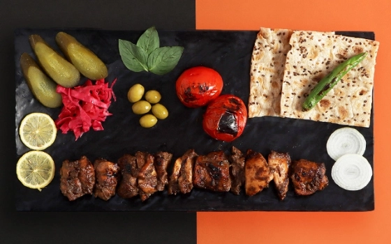 خوراک جوجه کباب ران ترش