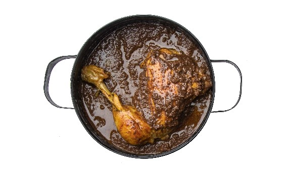 خورش خالی فسنجان با مرغ ران