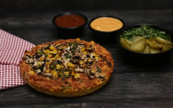 پیتزا مینی مخصوص ژامبون