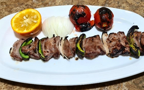 خوراک کباب چنجه