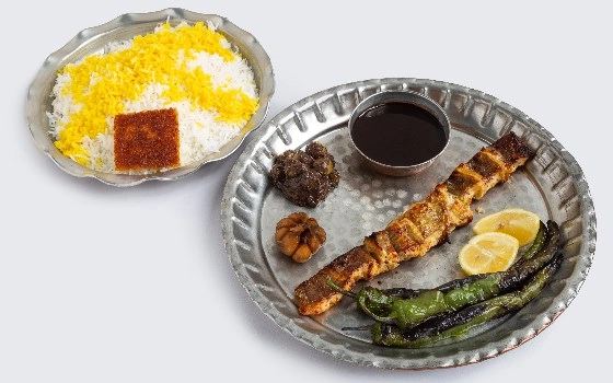 چلو ماهی سالمون کبابی
