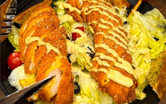 سالاد سزارسوخاری