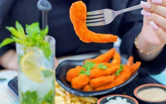 میگو سوخاری - بیرونبر