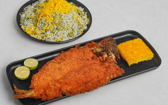 باقالی پلو با ماهی سوخاری