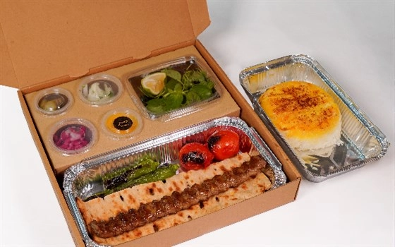 چلوکباب کوبیده تک سیخ