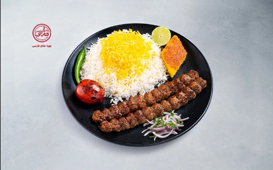چلو کباب کوبیده