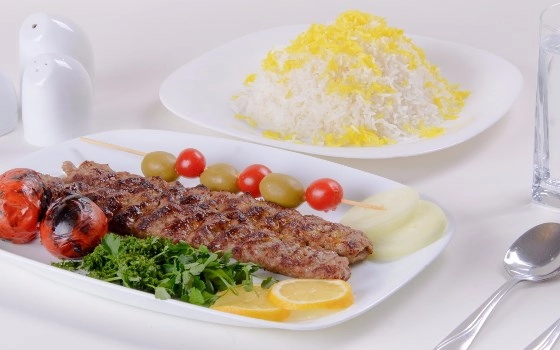 چلوکباب کوبیده
