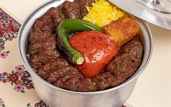 پلو کباب کوبیده سنتی