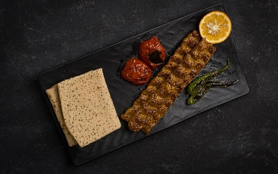 خوراک کوبیده مرغ سه سیخ