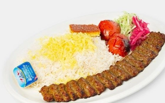 چلو کباب لقمه زعفرانی
