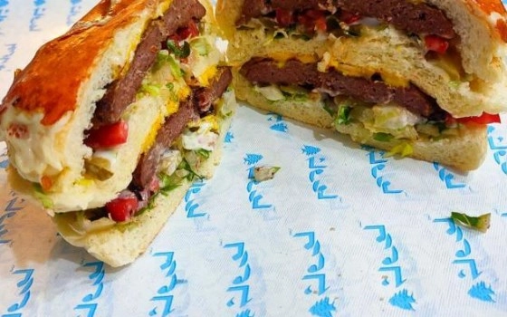 دوبل چیز برگر اسنک