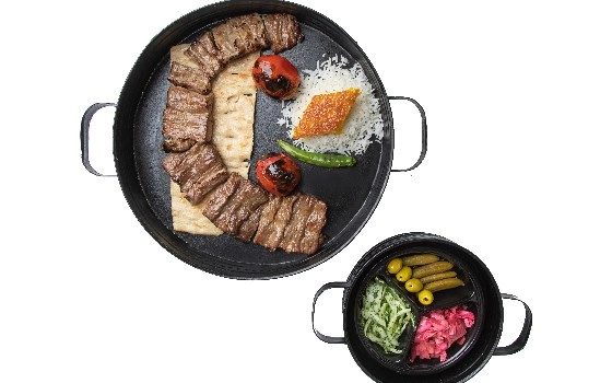 خوراک کباب برگ ممتاز آریایی